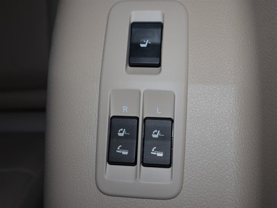 صورة 27 لـ 2023 Toyota LAND CRUISER PRADO
