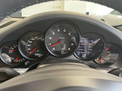 2013 Porsche 911 thumbnail 43