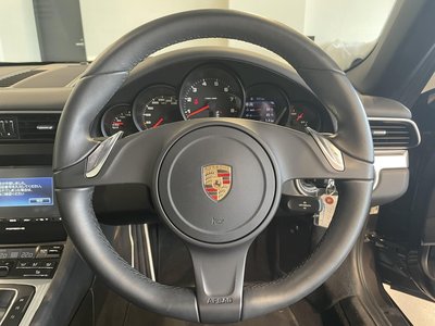 2013 Porsche 911 thumbnail 39