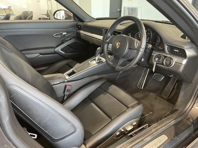 2013 Porsche 911 thumbnail 22