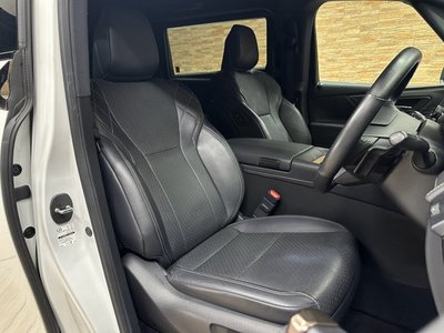 صورة 46 لـ 2023 Toyota VELLFIRE