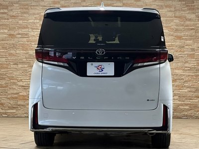 صورة 34 لـ 2023 Toyota VELLFIRE