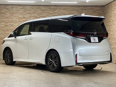 صورة 35 لـ 2023 Toyota VELLFIRE