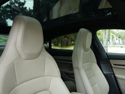 2021 Porsche TAYCAN thumbnail 25