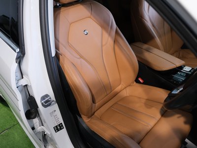 صورة 12 لـ 2022 BMW Alpina D5