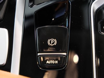 صورة مصغرة 45 لـ 2022 BMW Alpina D5