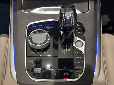 2022 BMW X7 缩略图 18