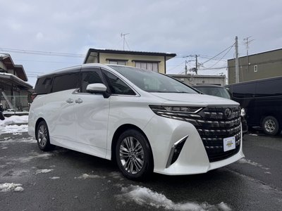 2025 Toyota ALPHARD — фото 3