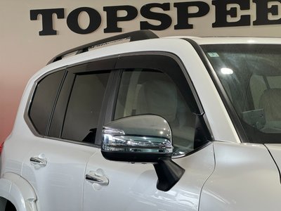 2024 Toyota LAND CRUISER 300 thumbnail 72