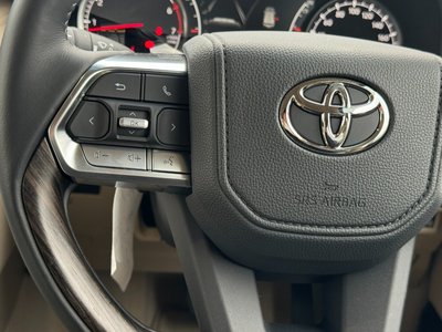 2024 Toyota LAND CRUISER 300 thumbnail 47