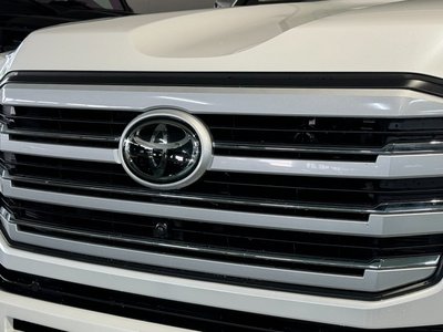 2024 Toyota LAND CRUISER 300 thumbnail 62