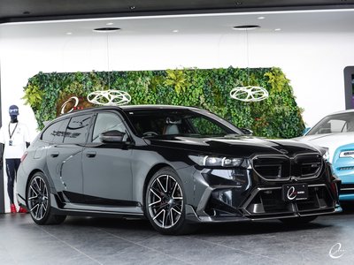 2025 BMW M5 TOURING photo 16