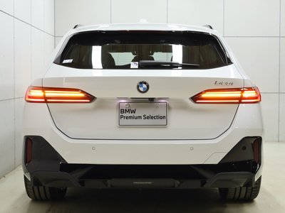 2025 BMW 5 SERIES TOURING 照片 10