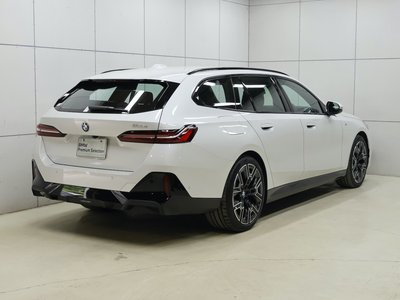 2025 BMW 5 SERIES TOURING thumbnail 24