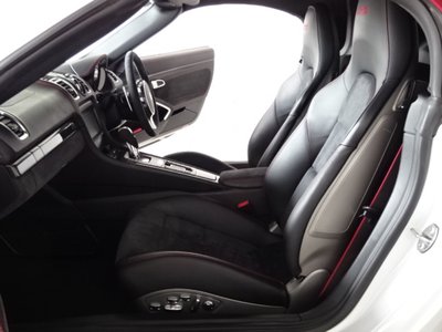 2016 Porsche BOXSTER thumbnail 22