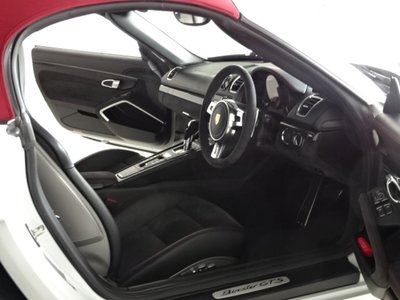 2016 Porsche BOXSTER thumbnail 17