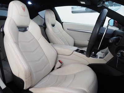 صورة مصغرة 6 لـ 2015 Maserati GRANTURISMO