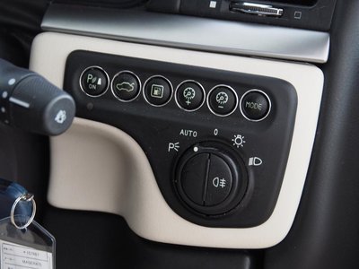 صورة مصغرة 39 لـ 2015 Maserati GRANTURISMO
