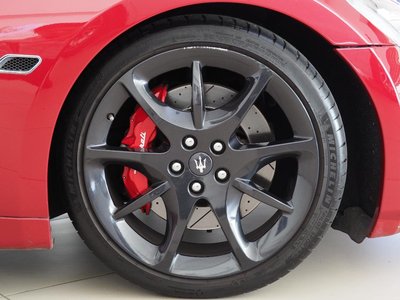 صورة مصغرة 30 لـ 2015 Maserati GRANTURISMO