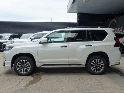 2023 Toyota LAND CRUISER PRADO 照片 4