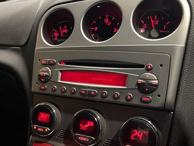 صورة 73 لـ 2005 ALFA Romeo ALPHA 156