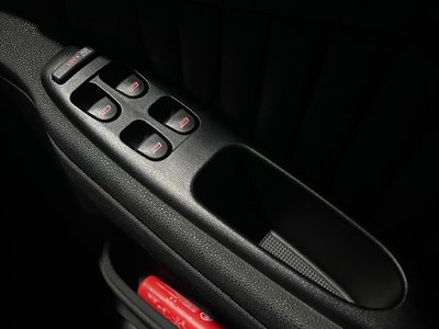 صورة 72 لـ 2005 ALFA Romeo ALPHA 156