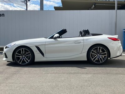 صورة 10 لـ 2022 BMW Z4