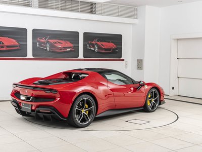 صورة 6 لـ 2024 Ferrari 296 GTB