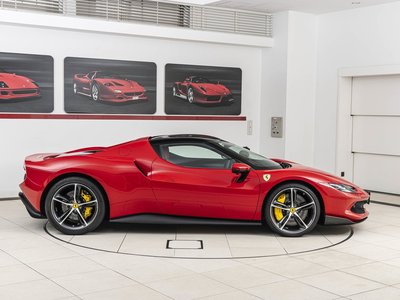 صورة 5 لـ 2024 Ferrari 296 GTB