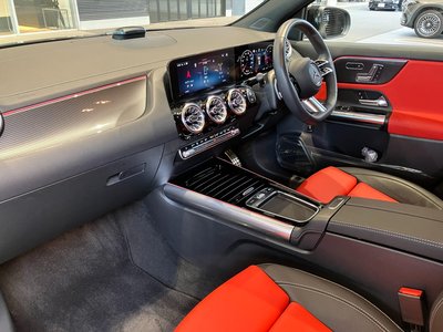 2025 Mercedes-BENZ GLA photo 13