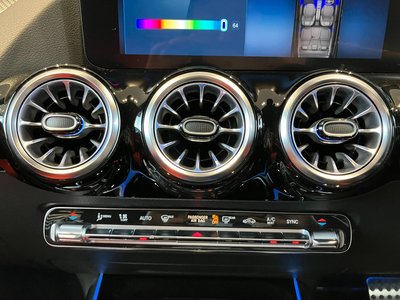 2025 Mercedes-BENZ GLA thumbnail 26
