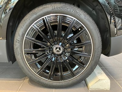2025 Mercedes-BENZ GLA thumbnail 37