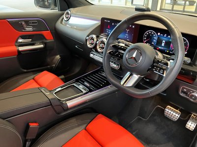 2025 Mercedes-BENZ GLA thumbnail 18