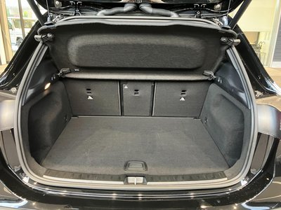 2025 Mercedes-BENZ GLA thumbnail 35