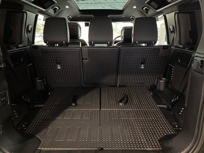 2022 LAND Rover DEFENDER thumbnail 32