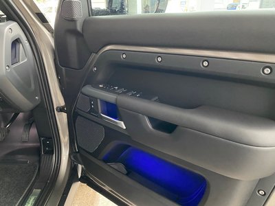 2022 LAND Rover DEFENDER thumbnail 39