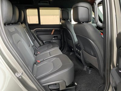 2022 LAND Rover DEFENDER thumbnail 28