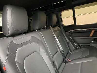 2022 LAND Rover DEFENDER thumbnail 29