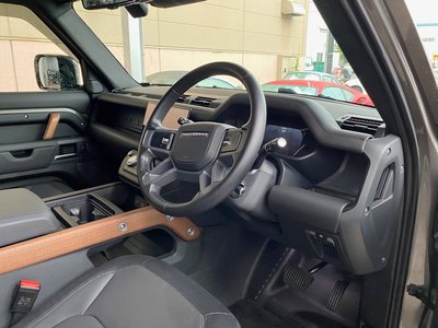 2022 LAND Rover DEFENDER thumbnail 47