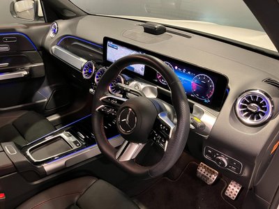 2025 Mercedes-BENZ GLB thumbnail 37