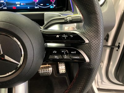2025 Mercedes-BENZ GLB thumbnail 42