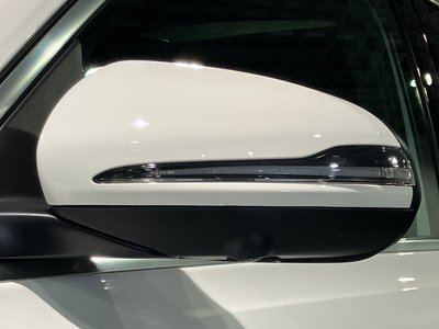 2025 Mercedes-BENZ GLB thumbnail 18