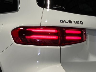 2025 Mercedes-BENZ GLB thumbnail 29