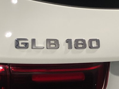 2025 Mercedes-BENZ GLB thumbnail 19