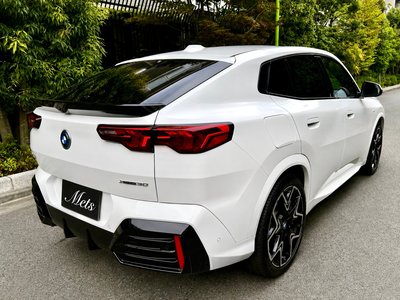 2025 BMW IX2 缩略图 8