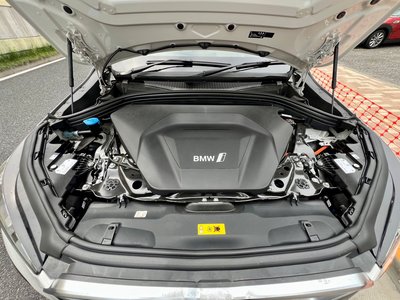2025 BMW IX2 缩略图 25