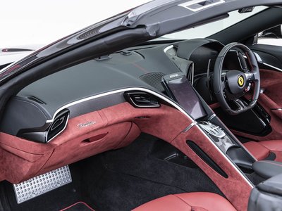 2024 Ferrari ROMA SPIDER 照片 23