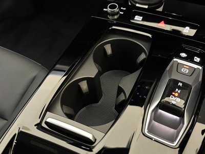 صورة 37 لـ 2025 AUDI A6 SPORTBACK E-TRON