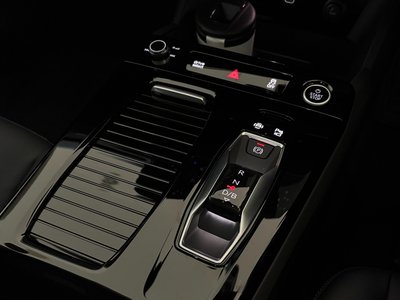 صورة 35 لـ 2025 AUDI A6 SPORTBACK E-TRON