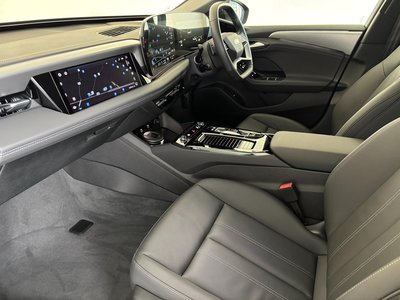 صورة 28 لـ 2025 AUDI A6 SPORTBACK E-TRON